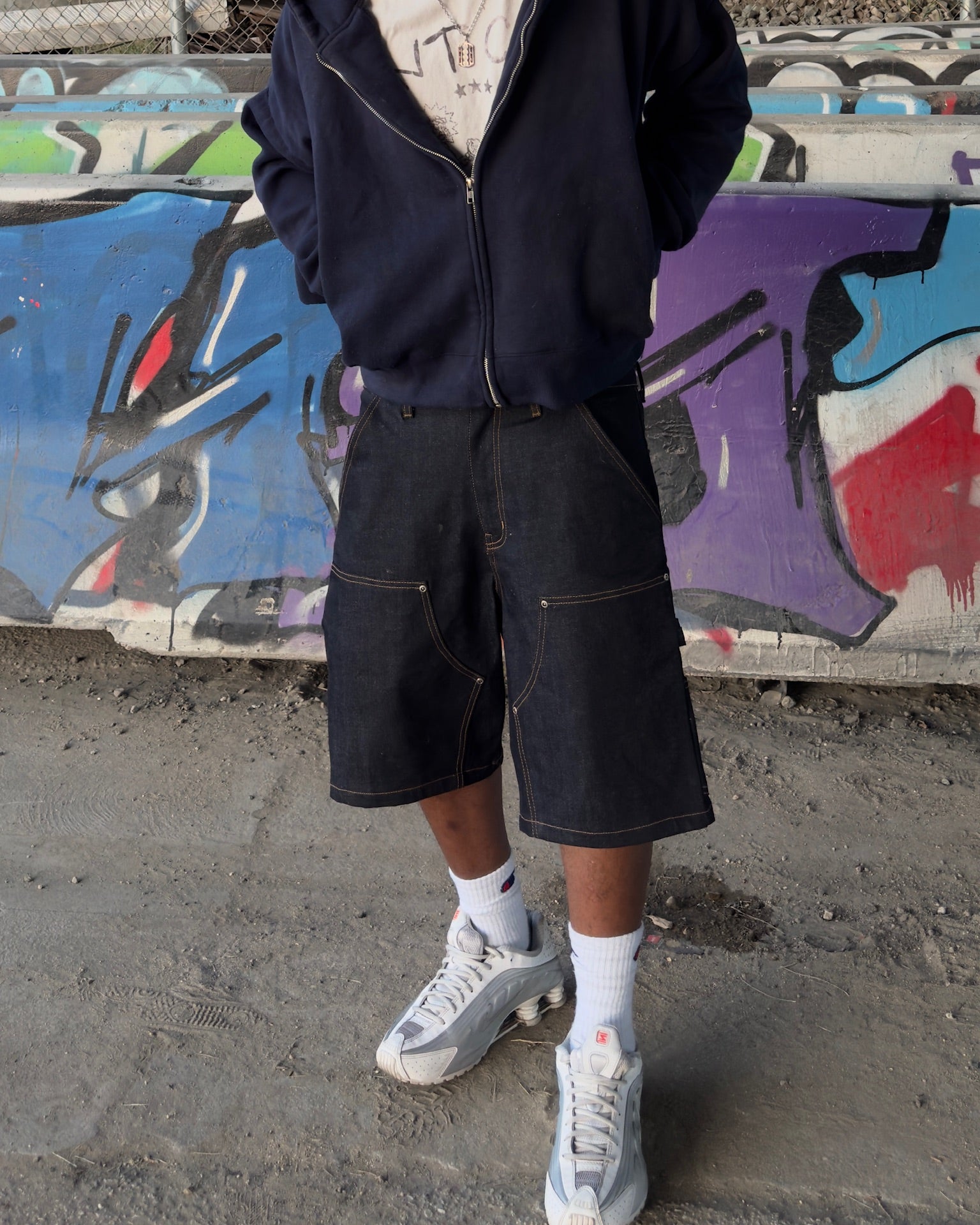 INDIGO DENIM CARPENTER SHORT