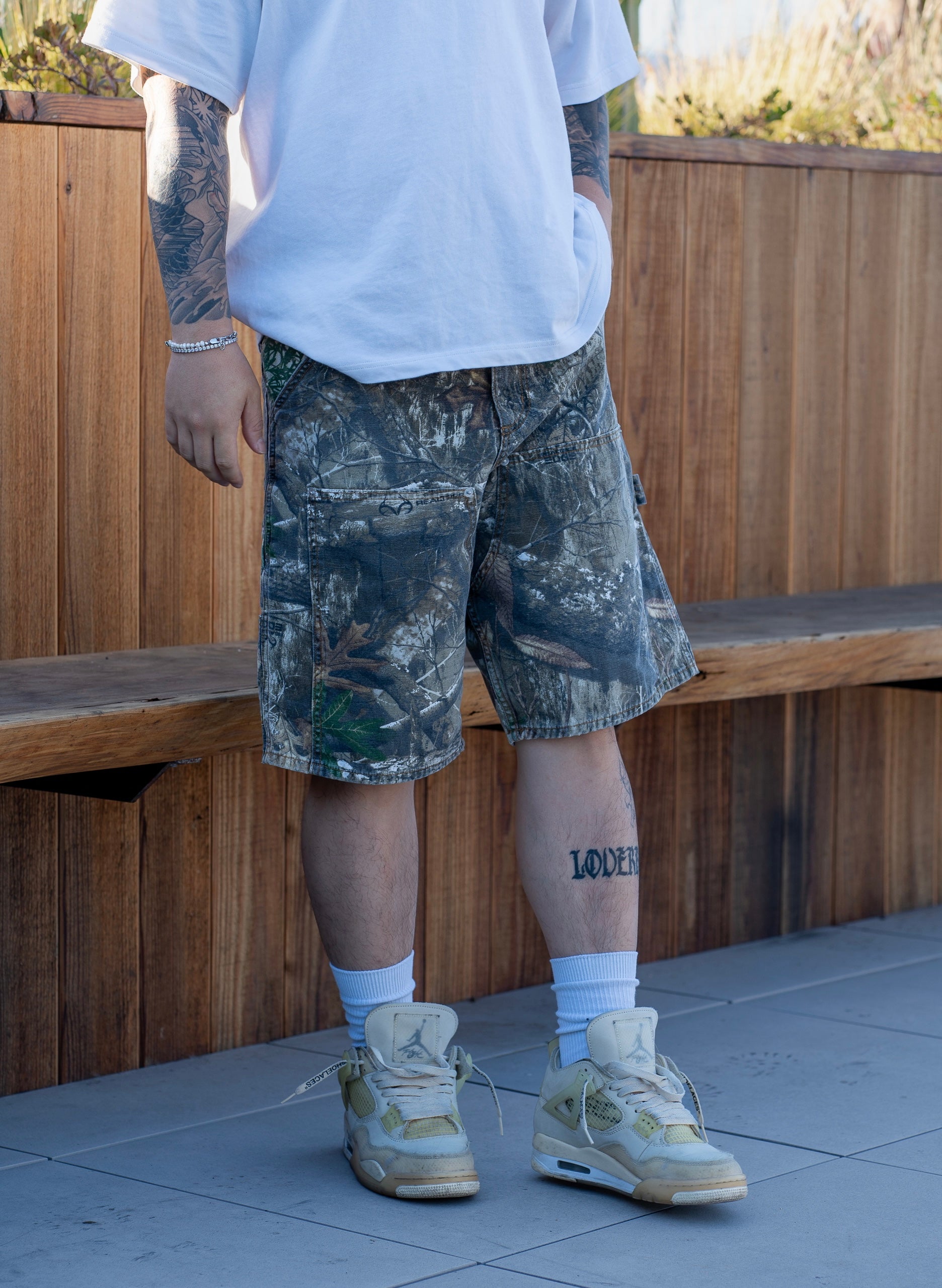 MINT CREW CARPENTER SHORT (REALTREE)