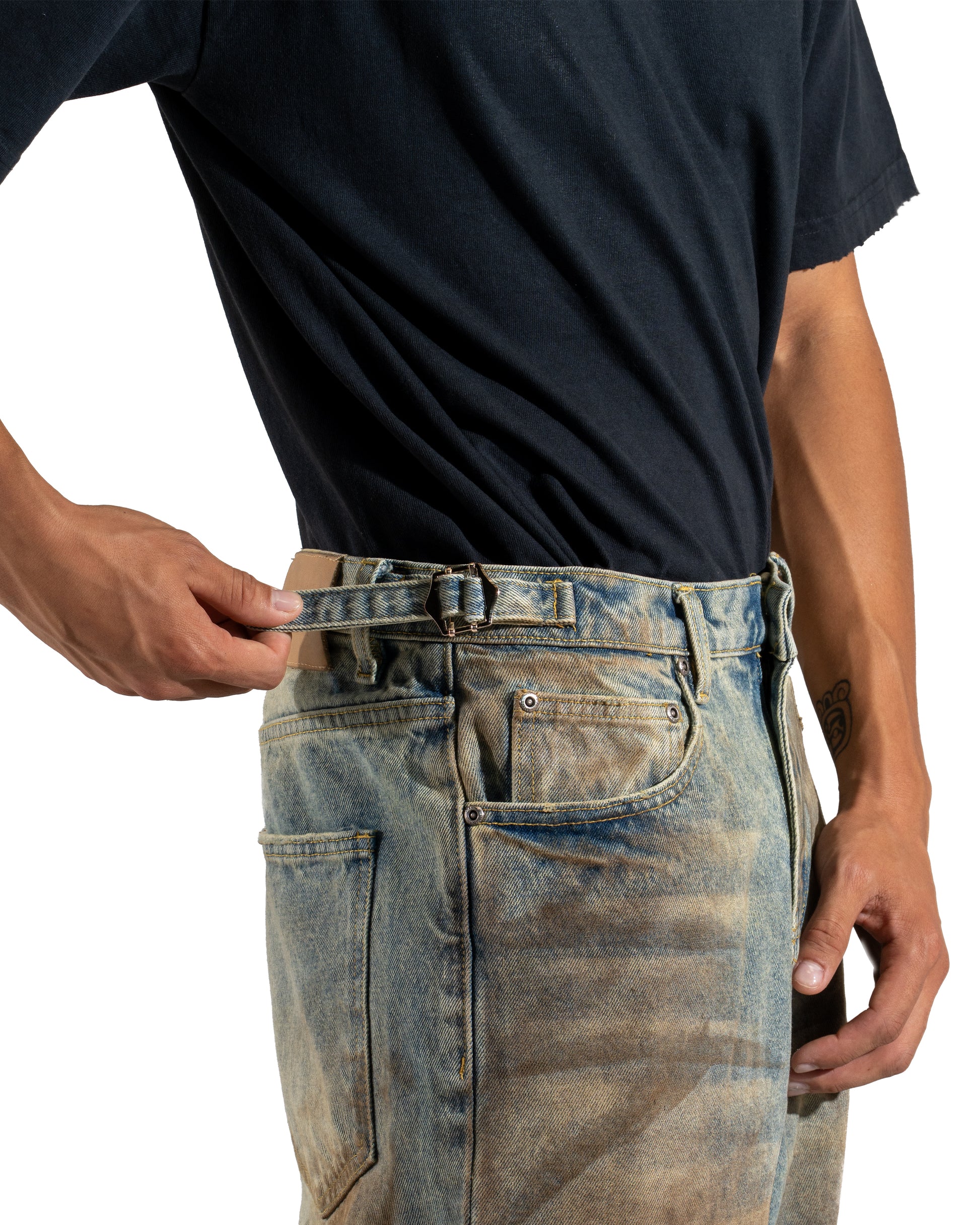 MUD WASHED BAGGY CUT BUCKLE DENIM PANT