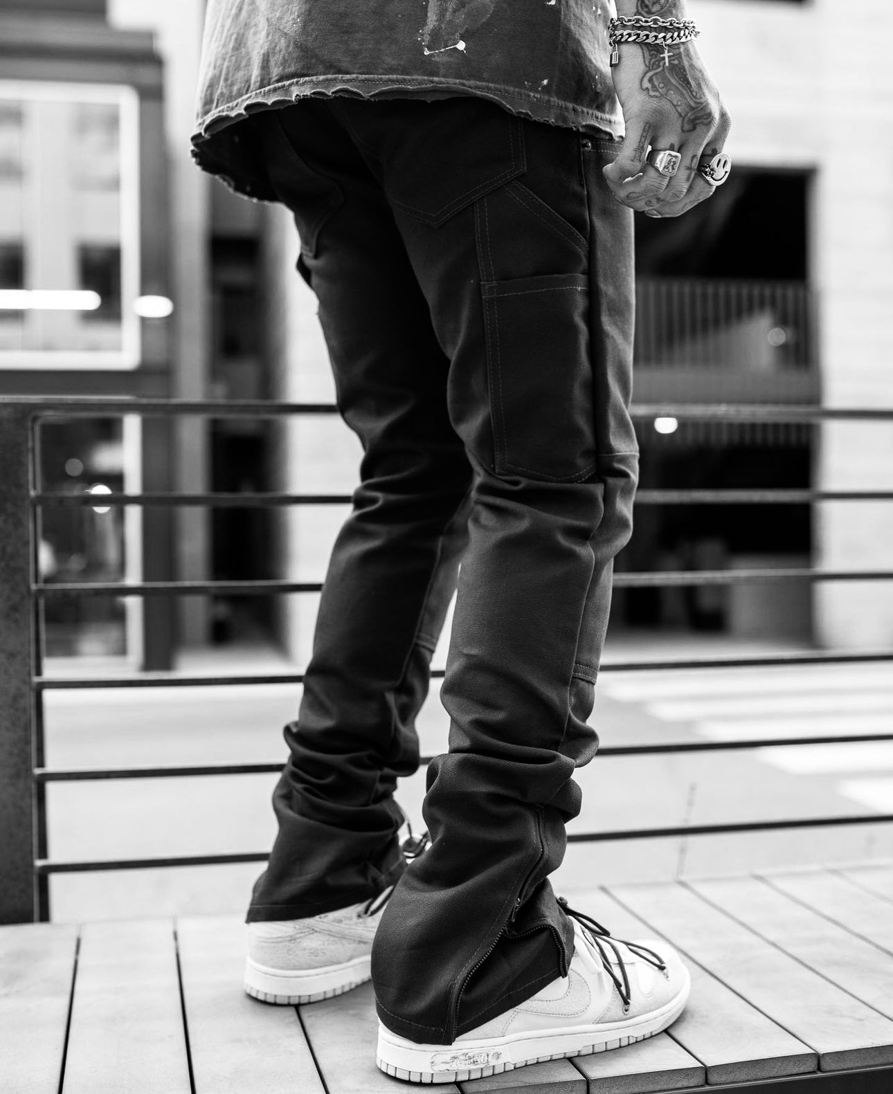 V2 MINT CREW CARPENTER PANT (BLACK)