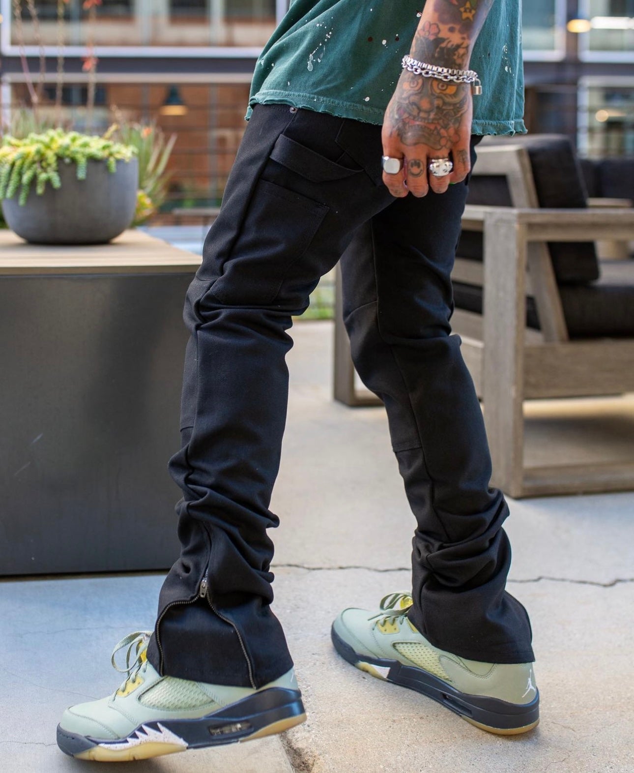 V2 MINT CREW CARPENTER PANT (BLACK)